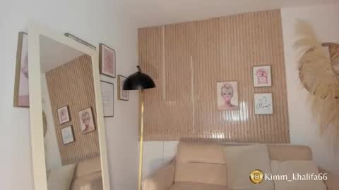 Kim  online show from 03.05.25