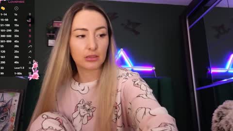 Snapshot of kimmie_ chatting on 01.17.25 Kimmie online show from 01.17.25