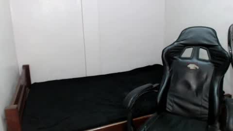 kim ejara online show from 03.01.25