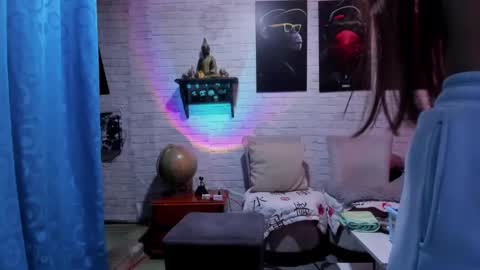 Melany online show from 02.27.25