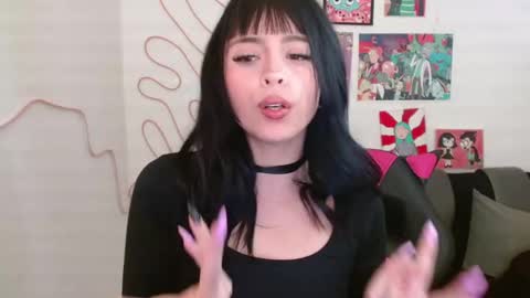 Kind Scarlett online show from 03.11.25