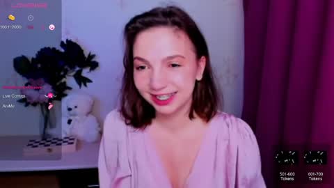 Hazel online show from 04.21.26