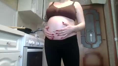 fansly kindlybitch follow online show from 04.08.26