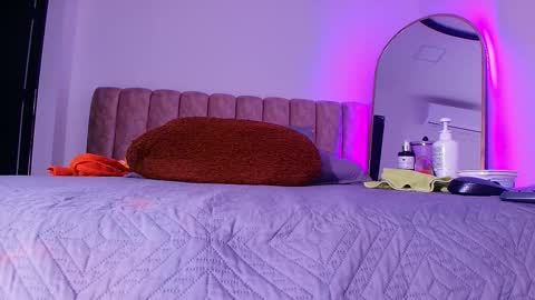 Bella online show from 03.25.26