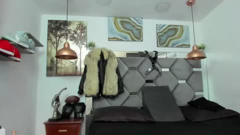 HOT MEN BLACK online show from 12.06.24