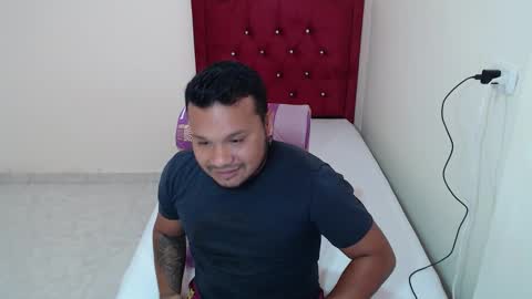 King LEO  online show from 01.14.26