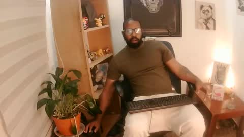 Snapshot of king_mallik chatting on 11.07.25 Malik online show from 11.07.25