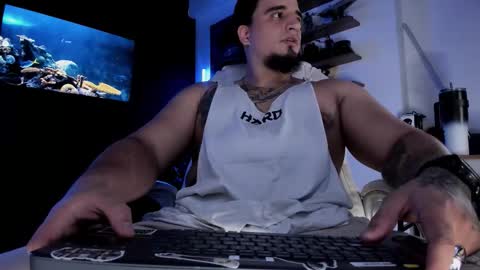 King Bear online show from 09.22.25