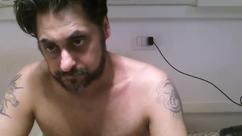 Snapshot of kingcorvo82 chatting on 07.15.26 ivano corona online show from 07.15.26