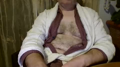 Snapshot of kingdonn1 chatting on 11.01.25 Don online show from 11.01.25