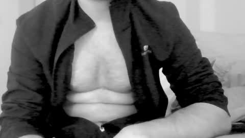 kingindisguise69 online show from 02.15.25