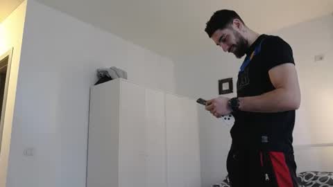 Snapshot of kingkarlos_ chatting on 03.05.25 KingKarlos online show from 03.05.25