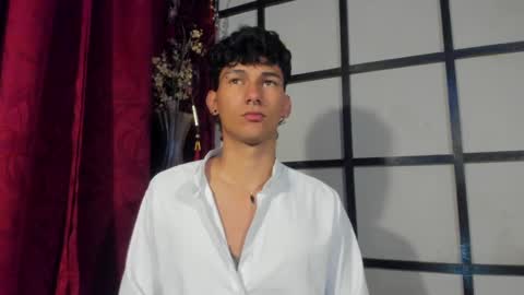  A L E X  online show from 12.04.24