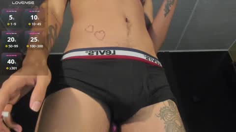  A L E X  online show from 12.10.24