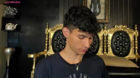  A L E X  online show from 12.24.24