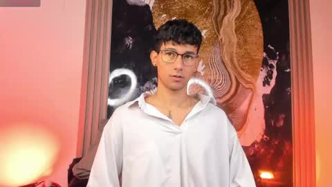  A L E X  online show from 04.21.26