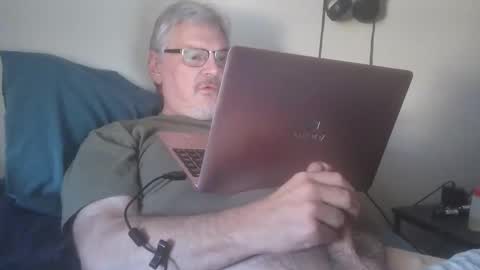 kingtongue10 online show from 02.13.26