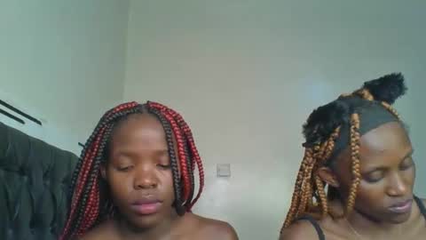 kinky_aria online show from 09.16.25