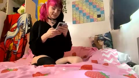 kinky_liv online show from 04.05.26