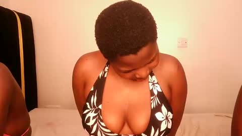 Lola online show from 10.06.25