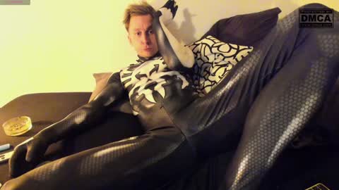 kinky_spidey online show from 12.01.24