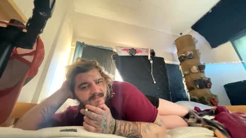 Snapshot of kinkybiguy14 chatting on 09.23.25 Kinky Cassie online show from 09.23.25