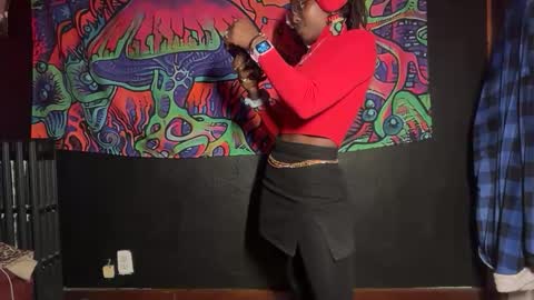 Snapshot of kinkycoupleinteracial chatting on 11.14.25 interracialfacial online show from 11.14.25