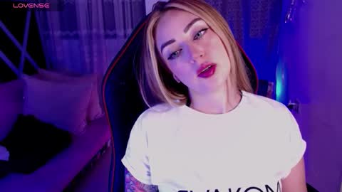  Sara  online show from 02.22.26