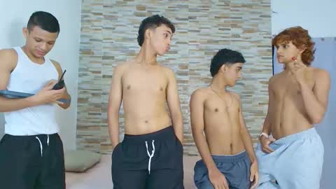 Snapshot of kinkyhousexxx chatting on 02.01.26 kinkyhousexxx online show from 02.01.26