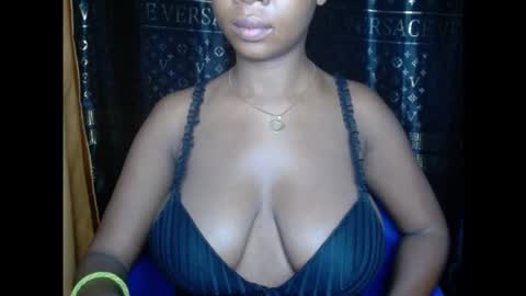 Snapshot of kinkyjuicexx chatting on 09.11.25 kinkyjuicexx online show from 09.11.25