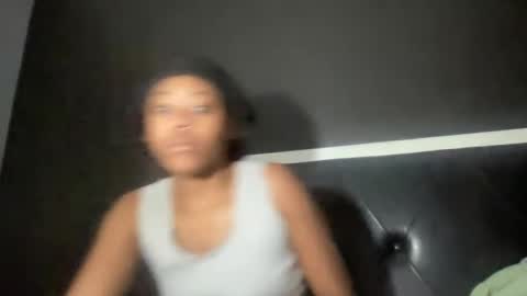 Bunniii online show from 02.01.25