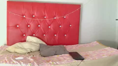 kinkyxstallion online show from 04.12.26