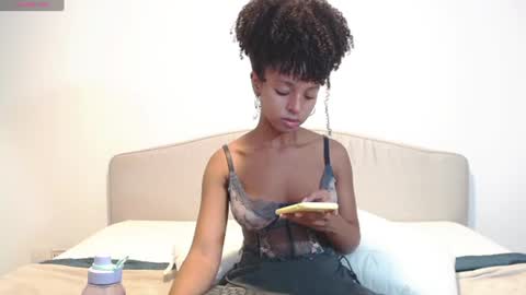 Snapshot of kintsugim chatting on 06.24.26 kintsugi online show from 06.24.26