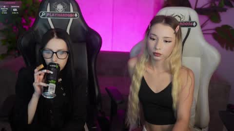 Sweet girls online show from 05.17.26