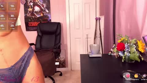 Kira21 13 online show from 10.19.25