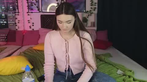 Snapshot of kira_jin chatting on 02.22.25 kira_jin online show from 02.22.25