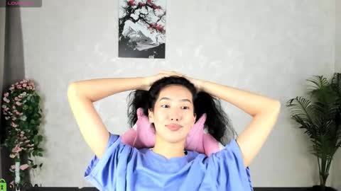 Aura online show from 09.24.25