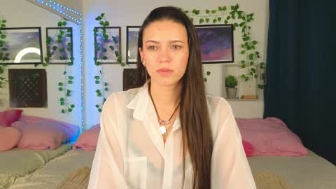 Kira online show from 01.08.25