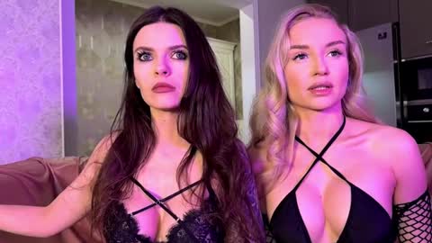 Snapshot of kira_mmr chatting on 12.07.24 Kira and friends online show from 12.07.24