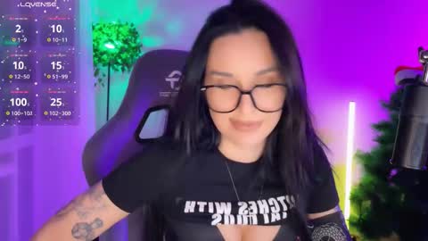 Kira online show from 12.19.25