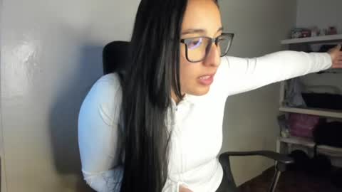 kira stormm58 online show from 06.10.26