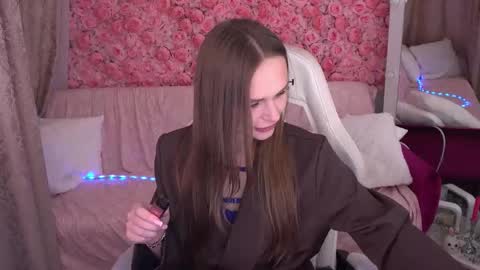 kiraagray online show from 03.03.26