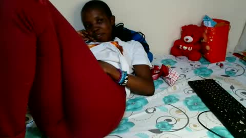 Snapshot of kirah_hot chatting on 03.18.26 kirah_hot online show from 03.18.26