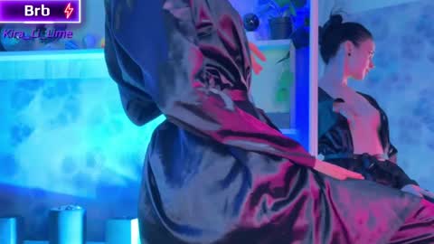 Snapshot of kiralilime chatting on 01.09.25 Kira online show from 01.09.25