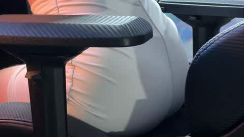 Snapshot of kiralilime chatting on 02.08.25 Kira online show from 02.08.25