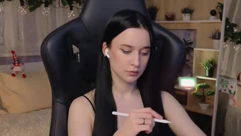 Snapshot of kiralilime chatting on 02.09.25 Kira online show from 02.09.25