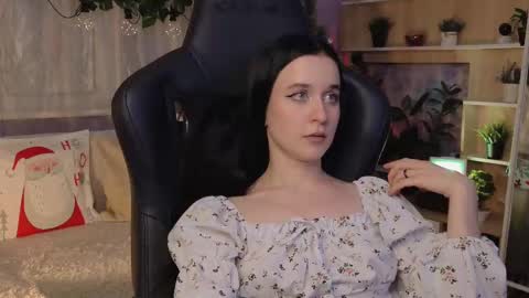 Snapshot of kiralilime chatting on 02.13.25 Kira online show from 02.13.25