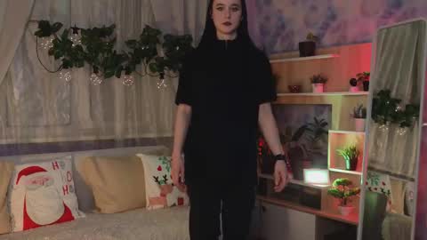 Snapshot of kiralilime chatting on 03.05.25 Kira online show from 03.05.25