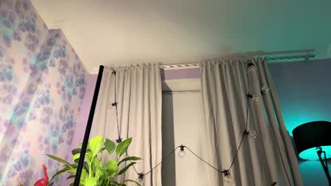 Snapshot of kiralilime chatting on 06.19.26 Kira online show from 06.19.26