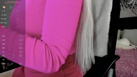 Kira online show from 12.02.25